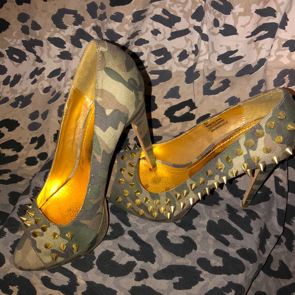 Spiked camo platform heels